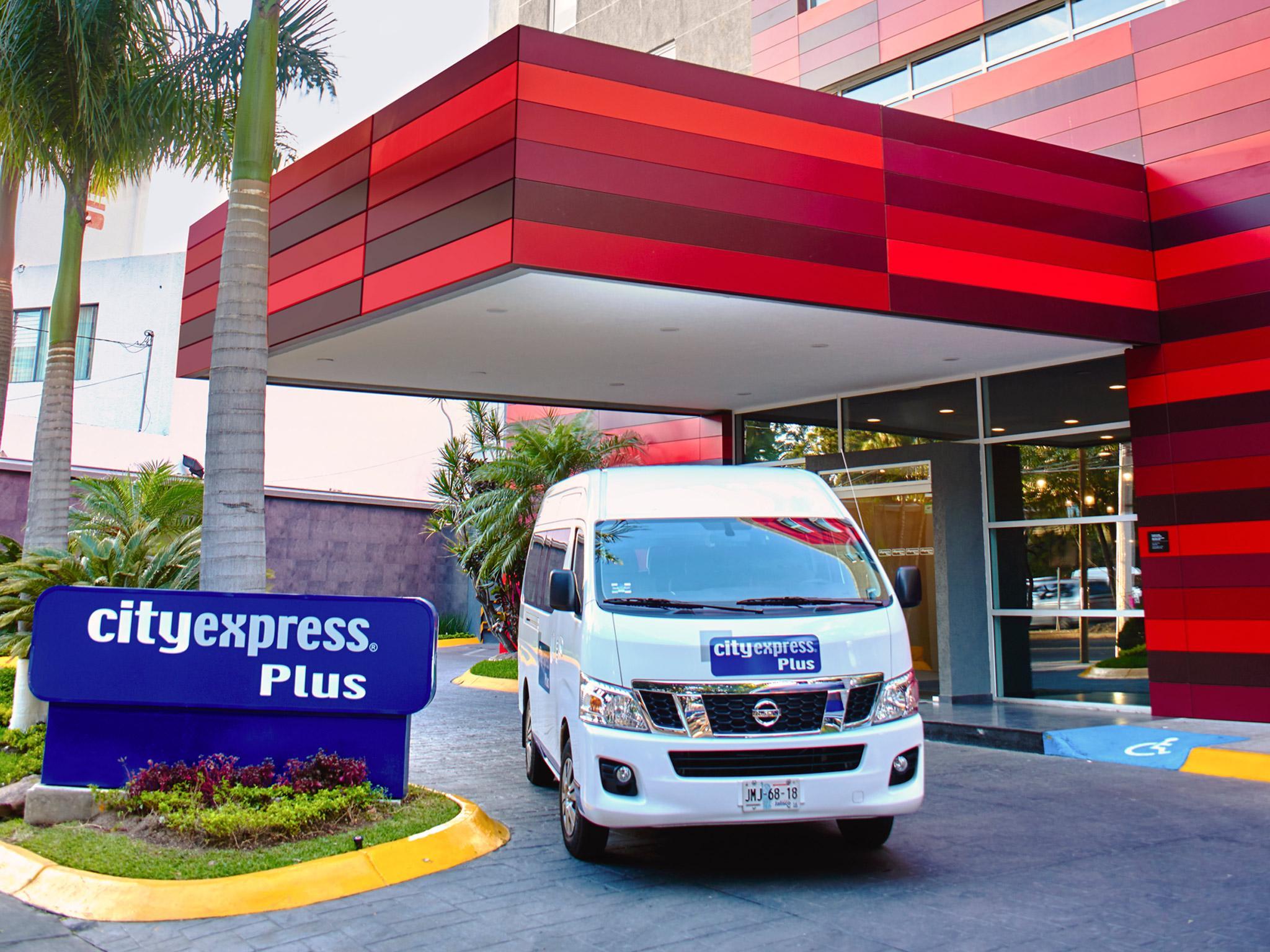 City Express Plus By Marriott Guadalajara Expo Hotel Exterior photo