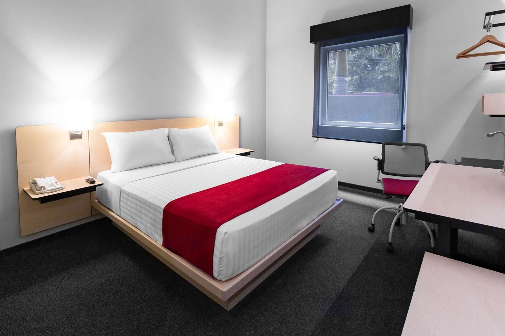 City Express Plus By Marriott Guadalajara Expo Zapopan Exterior photo