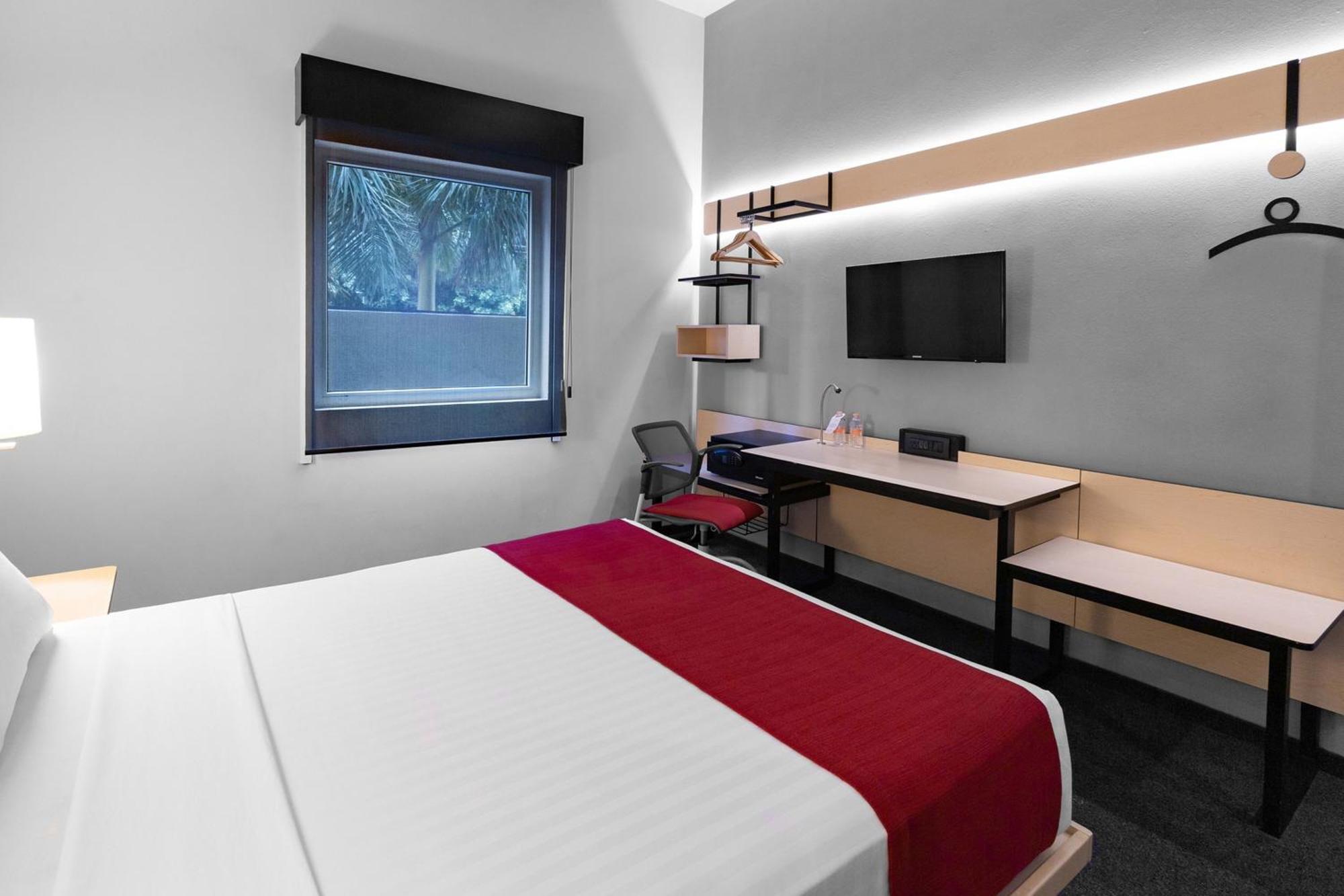 City Express Plus By Marriott Guadalajara Expo Zapopan Exterior photo